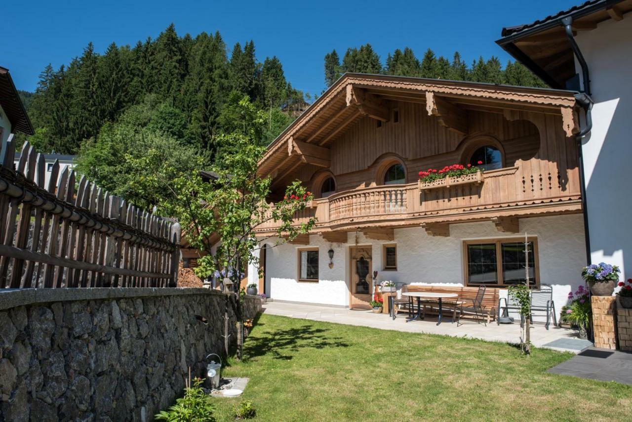 Landhaus & Apartment Taxach Ried im Zillertal Dış mekan fotoğraf