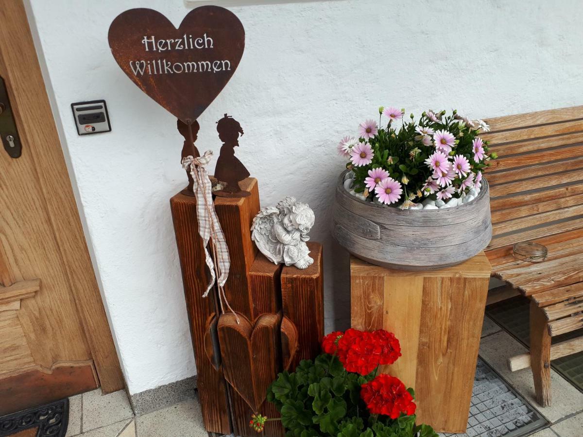 Landhaus & Apartment Taxach Ried im Zillertal Dış mekan fotoğraf